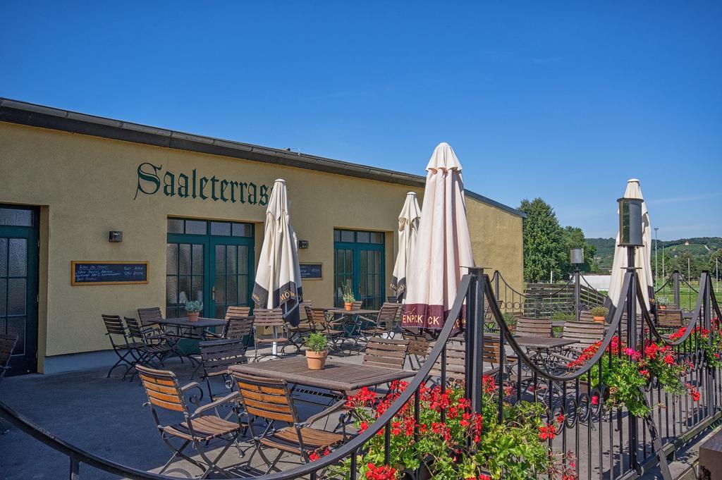 Gastwirtschaft & Hotel Hallescher Anger Наумбург Екстериор снимка